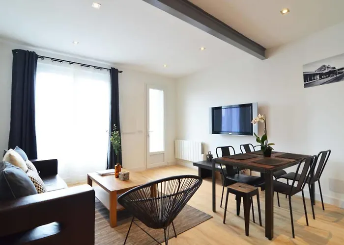 Luis Mariano Triplex Apartamento Biarriz