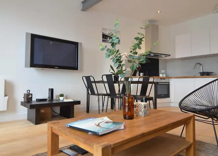 Luis Mariano Triplex Apartamento *