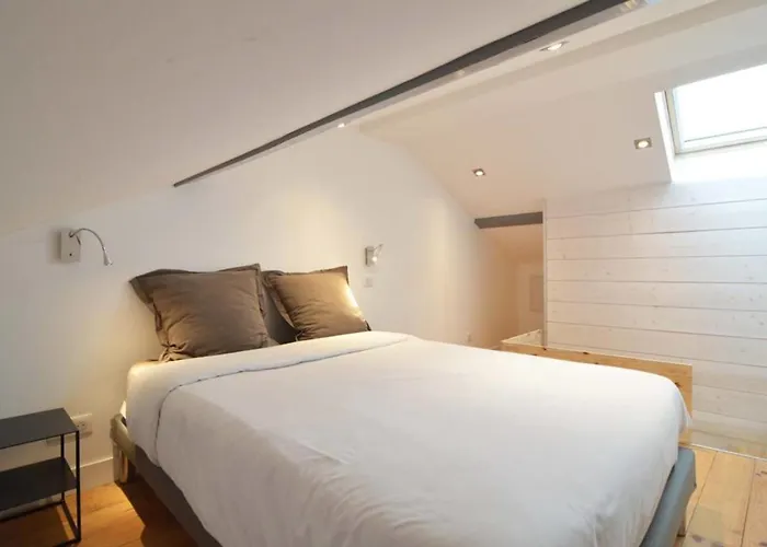 Luis Mariano Triplex Apartamento *